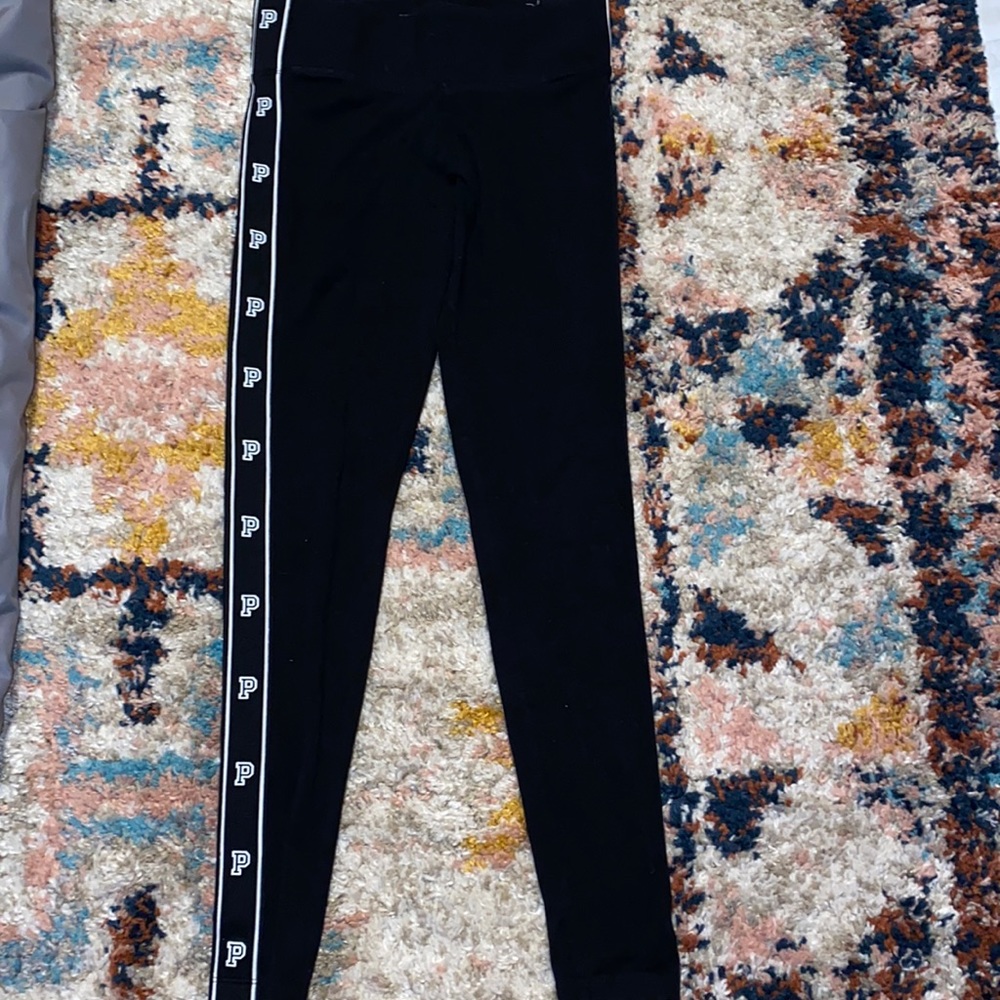 Victoria’s Secret Yoga Leggings